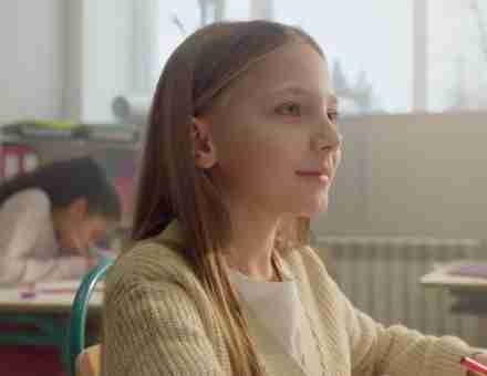 万利光电公司简介